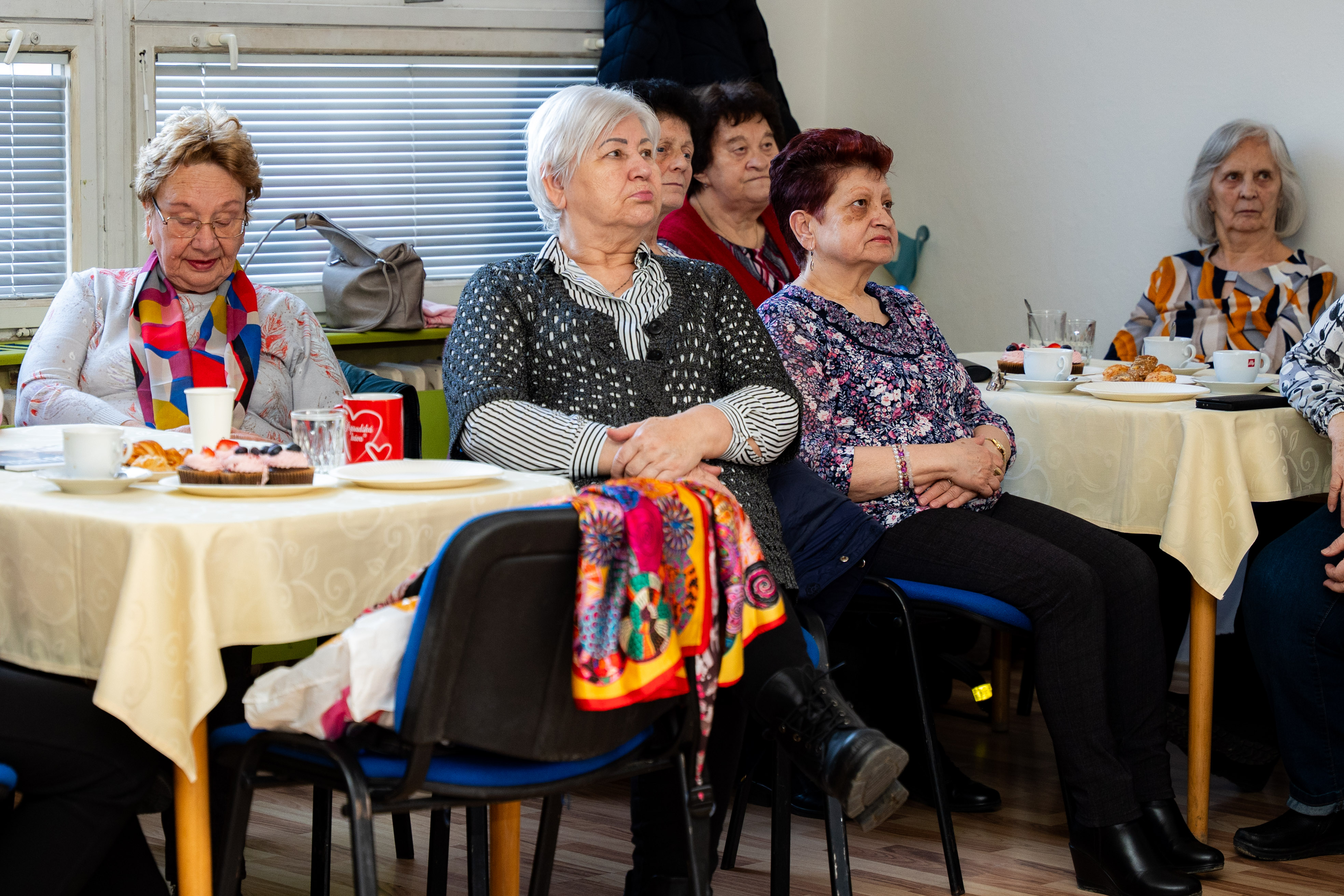 seniorsky klub Denne centrum v MC Kosice - Sidlisko KVP -1-10